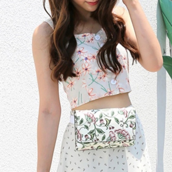 Floral Belt Bag - Picture 2 of 4